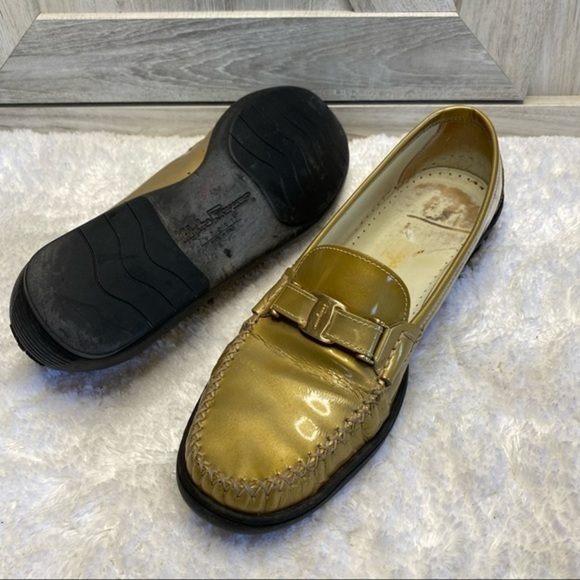 Ferragamo Sport Italy Gold Patent Driving Shoes 9 - Picture 9 of 12